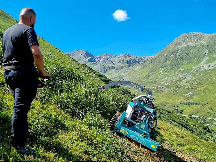 Pfanzelt Traktionsseilwinde für die Forstraupe Moritz