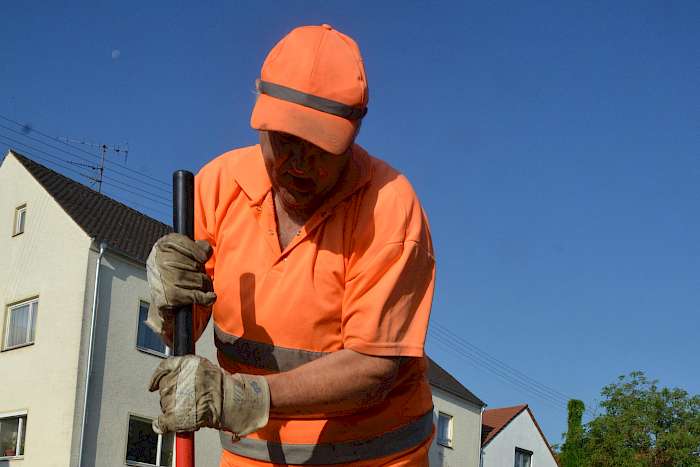 Bauhof-Mitarbeiter bei Hitze